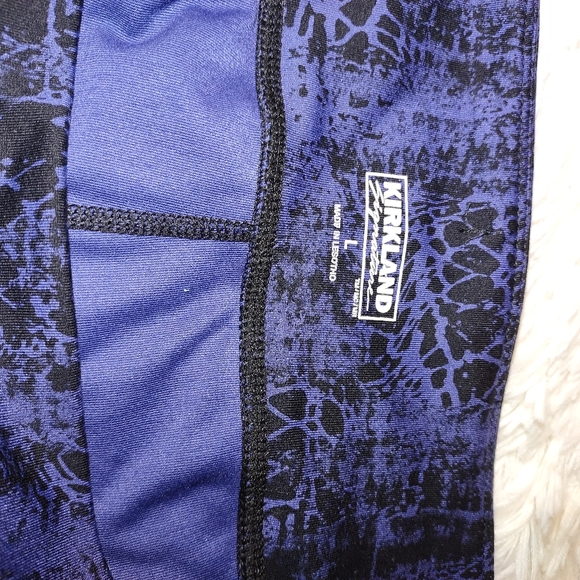 Kirckland purple snakeskin pattern cropped legging - Picture 6 of 6